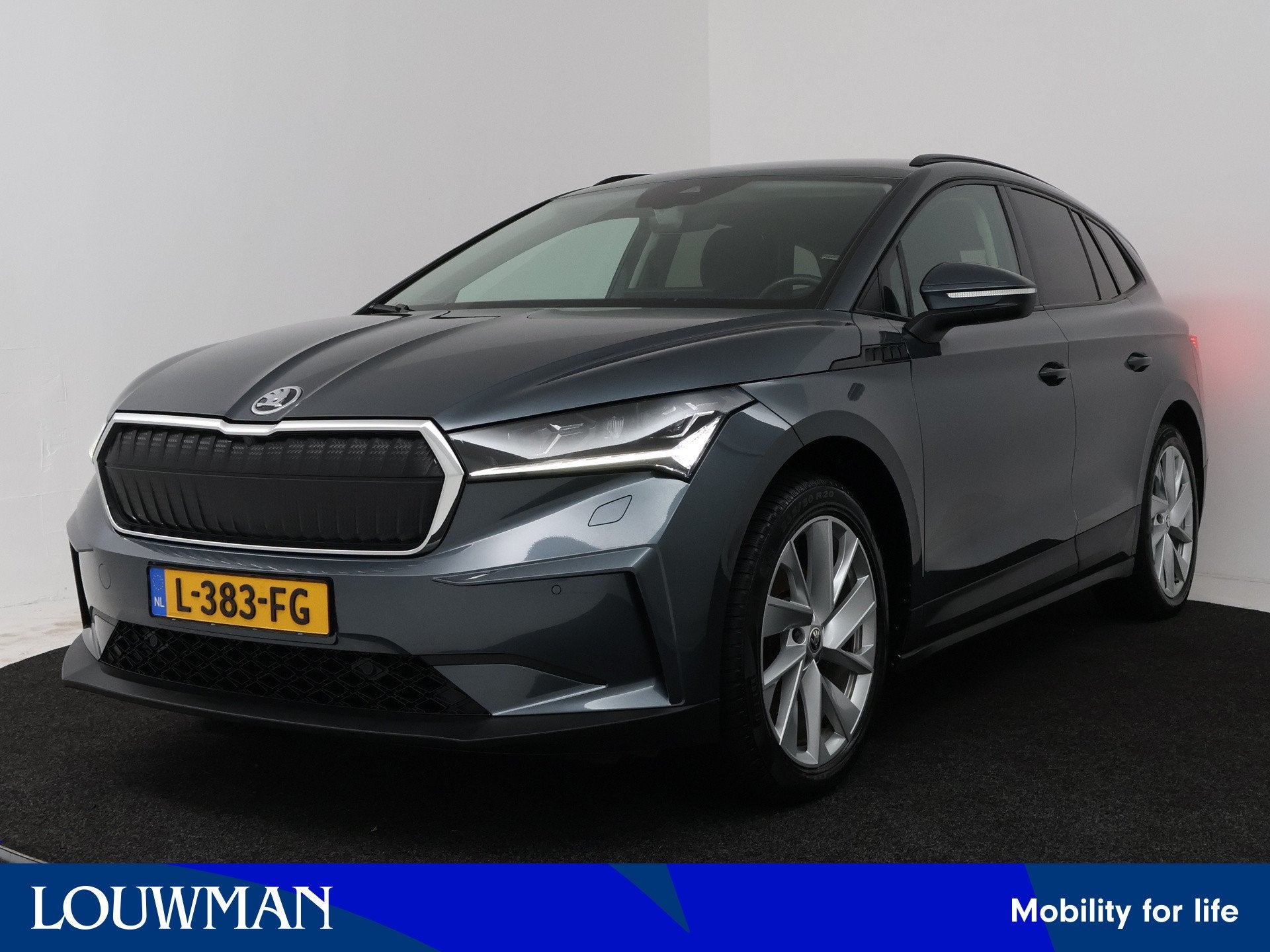 Skoda Enyaq iV 60 First Edition | SOH 92% | Stoelgeheugen |, Automaat, Gebruikt, Zwart, 179 pk
