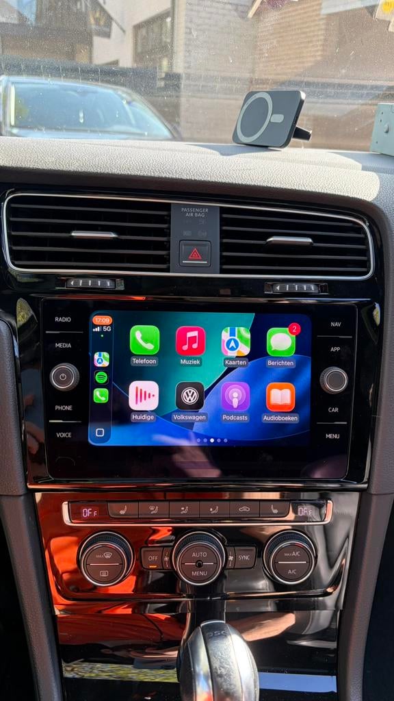 Facelift volkswagen radio navigatie MIB2 CarPlay incl.Inbouw, Auto diversen, Autoradio's, Ophalen, Zo goed als nieuw, Vw, Vw