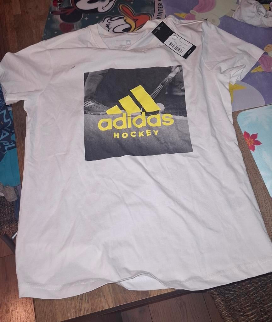 Dames. Adidas  sportshirt    Maat L, Ophalen of Verzenden, Nieuw, Maat 38/40 (M)