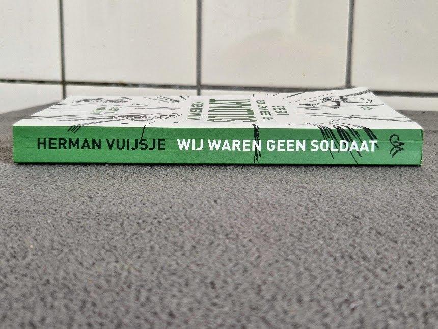 Wij waren geen soldaat - Herman Vuisje, Boeken, Ophalen of Verzenden, Herman Vuijsje, 20e eeuw of later, Gelezen