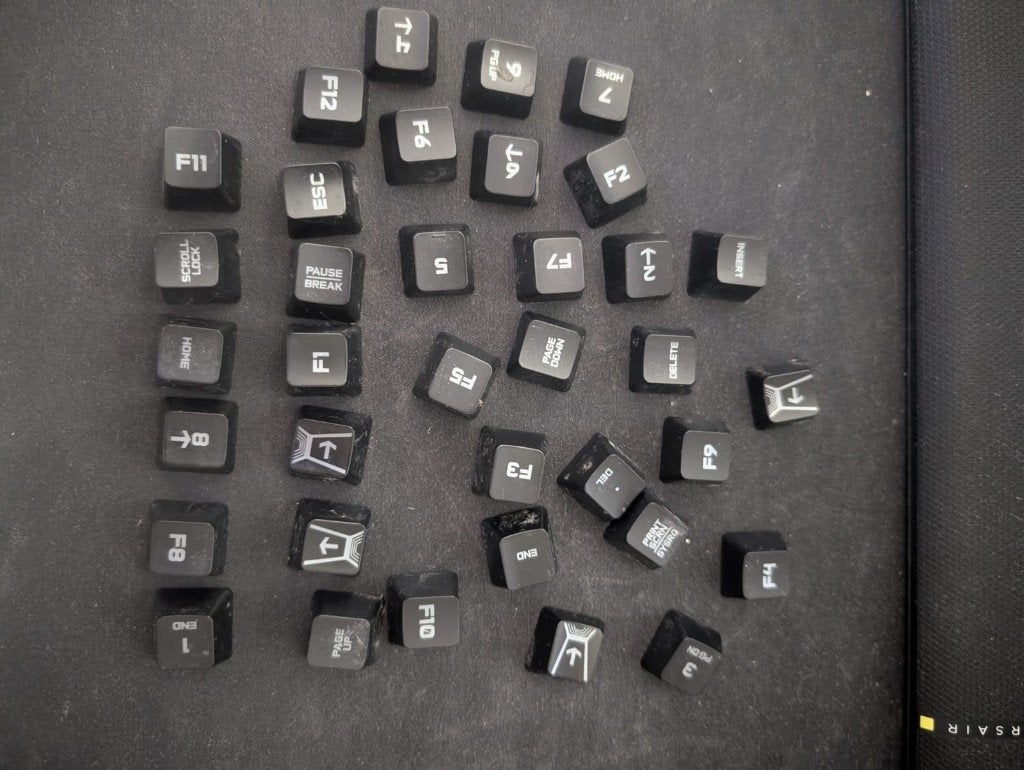 Logitech G910 F-toetsen / numpad / navigatie keycaps, Computers en Software, Verzenden, Gebruikt