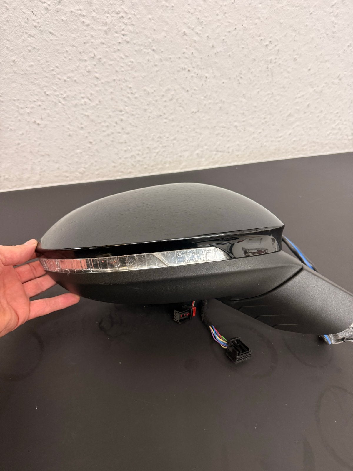 VW Golf 8 Buitenspiegel Rechts - Knipperlicht Gebarsten, Ophalen of Verzenden, Gebruikt, Volkswagen