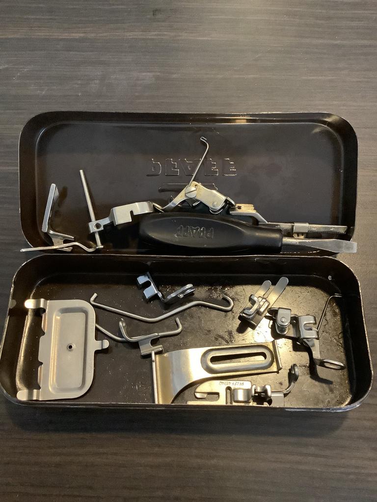 Pfaff naaimachine doosje met voetjes, Ophalen of Verzenden, Gebruikt, Naaimachine, Pfaff