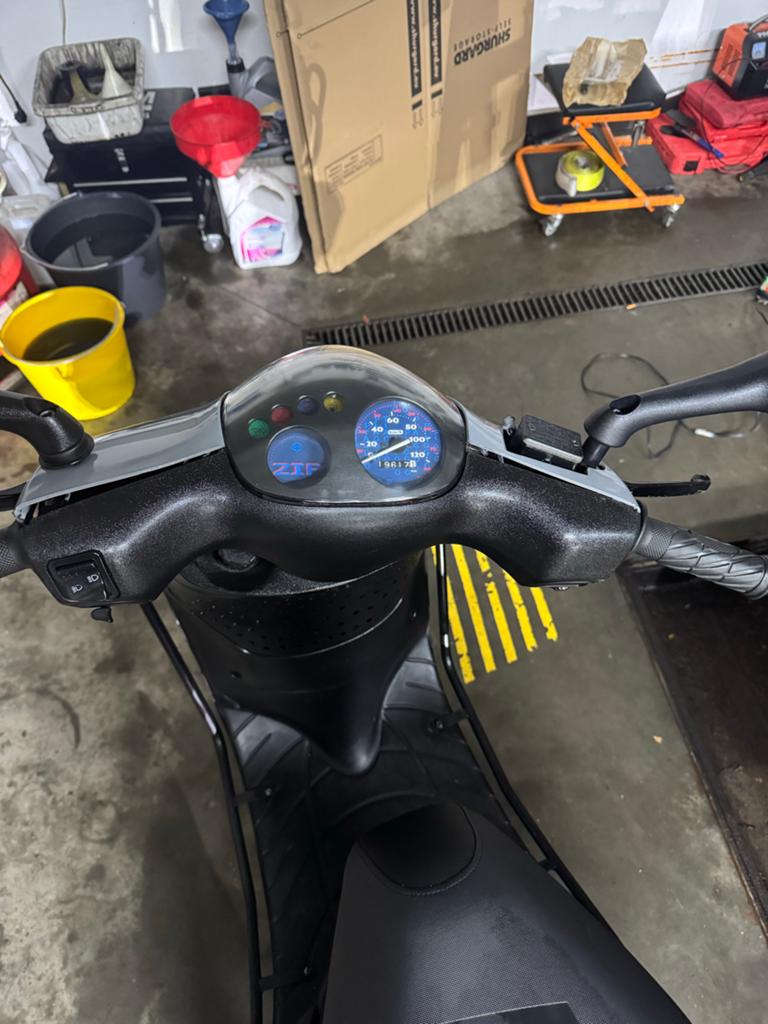 Piaggio zip 180cc watergekoeld, Ophalen, 180 cc, Zip, Nieuw