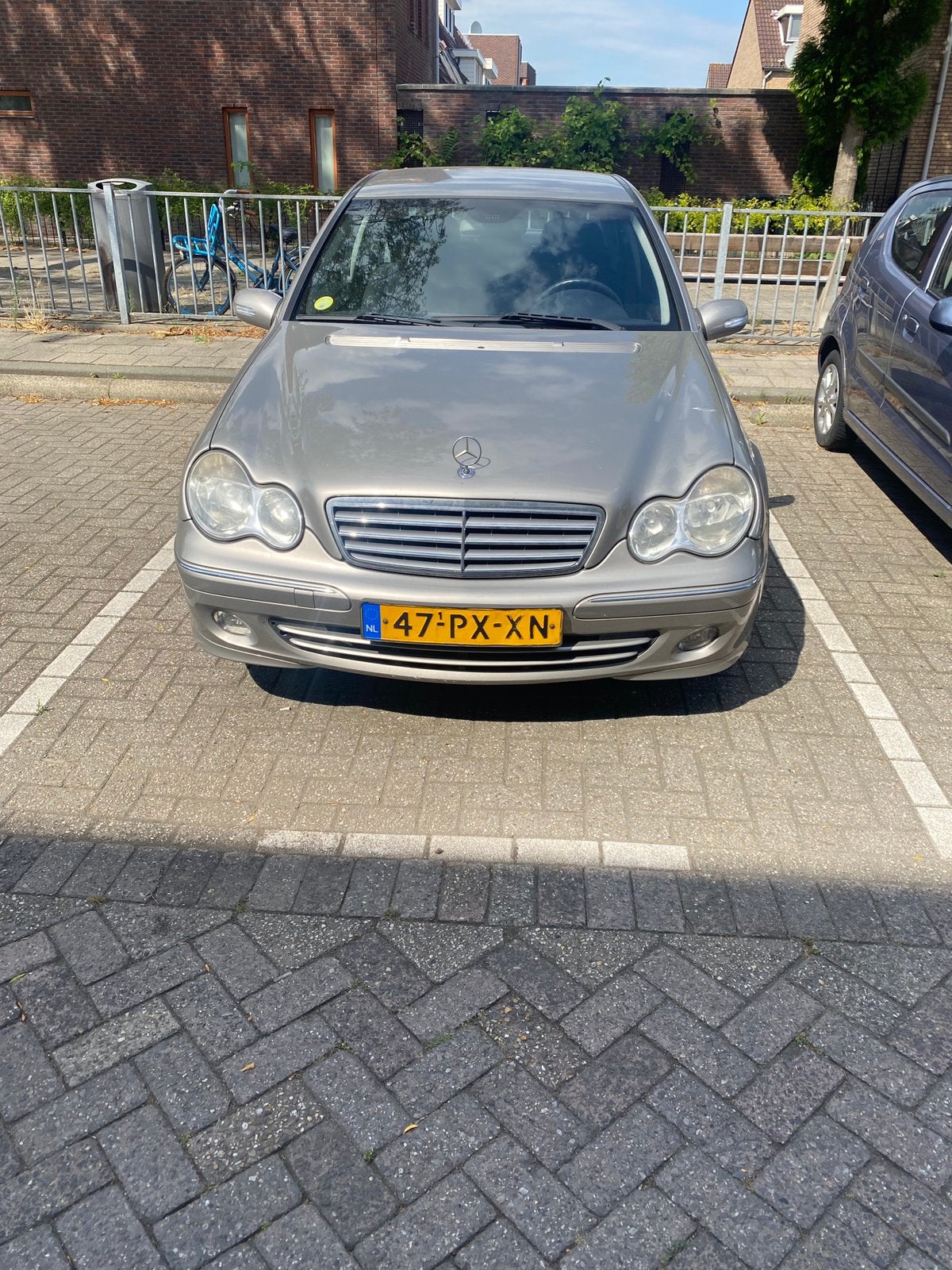 Mercedes-Benz C-Klasse 1.8 C180 Kompr Sedan 2005 Grijs, Ophalen, Gebruikt
