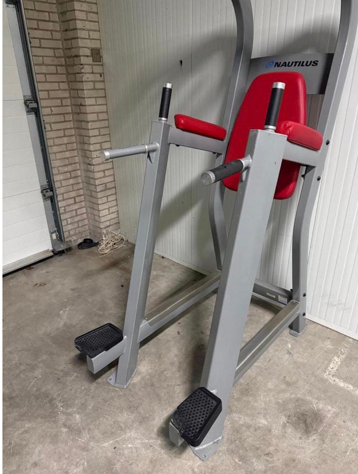 Nautilus Chin Dip machine / Dips / pull ups, Sport en Fitness, Fitnessmaterialen, Ophalen, Benen, Gebruikt, -