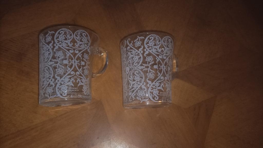 DE Senseo Marcel Wanders koffie glas kopjes 2 stuks, Ophalen of Verzenden, Overige stijlen, Kop(pen) en/of Schotel(s), Glas