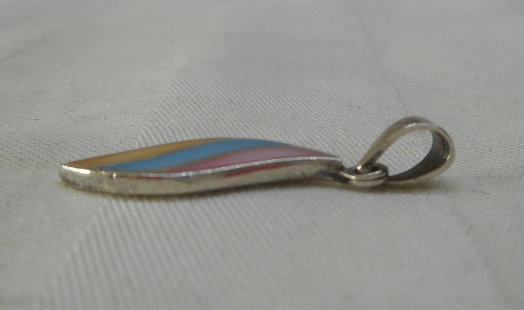 Zilveren vintage hanger met gekleurde parelmoer nr.824, Sieraden, Tassen en Uiterlijk, Kettinghangers, Verzenden, Zo goed als nieuw