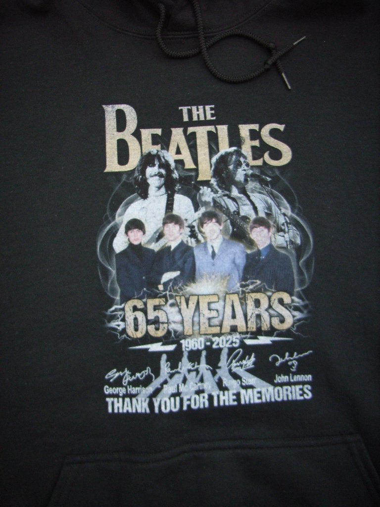 Collectors item: nieuw zwarte hoodie 65 jaar The Beatles XXL, Ophalen of Verzenden, Nieuw, Zwart, Trui of Vest