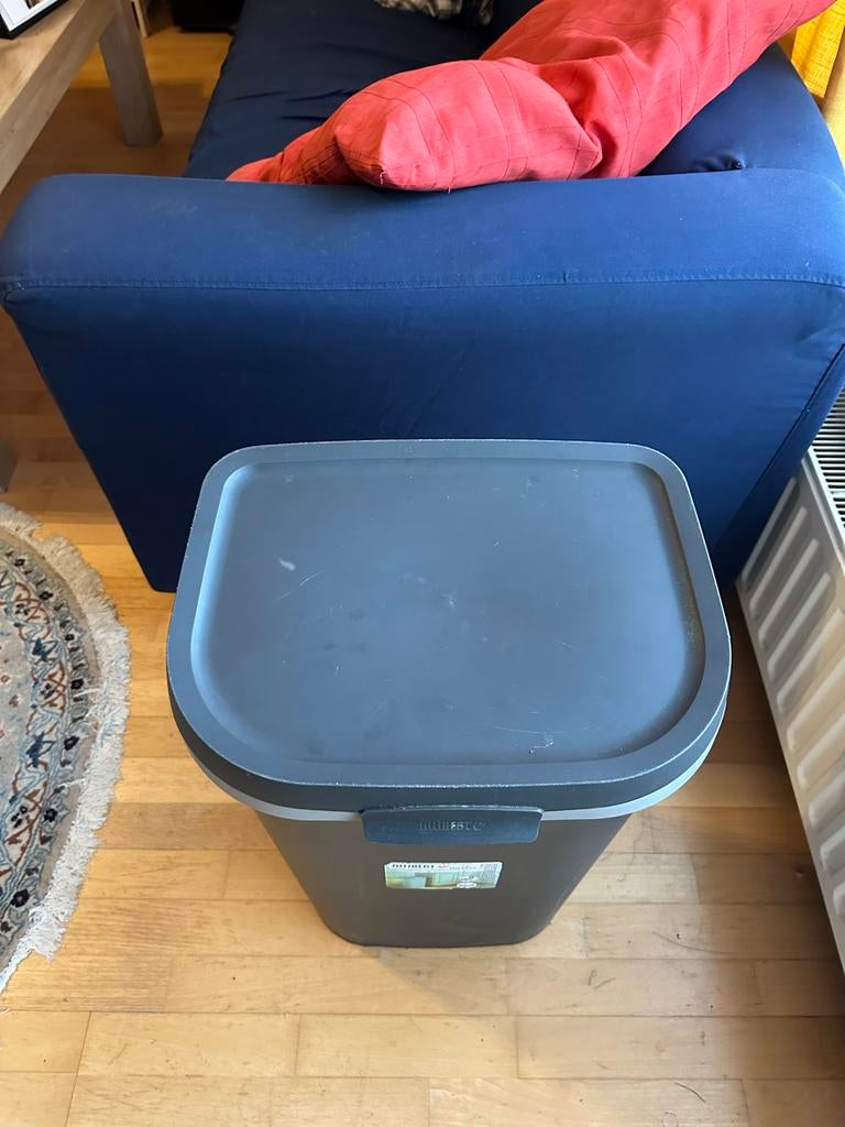 Allibert Mistral Prullenbak - Donkergrijs, Ophalen, Kunststof, 50 tot 75 cm, 40 liter of meer