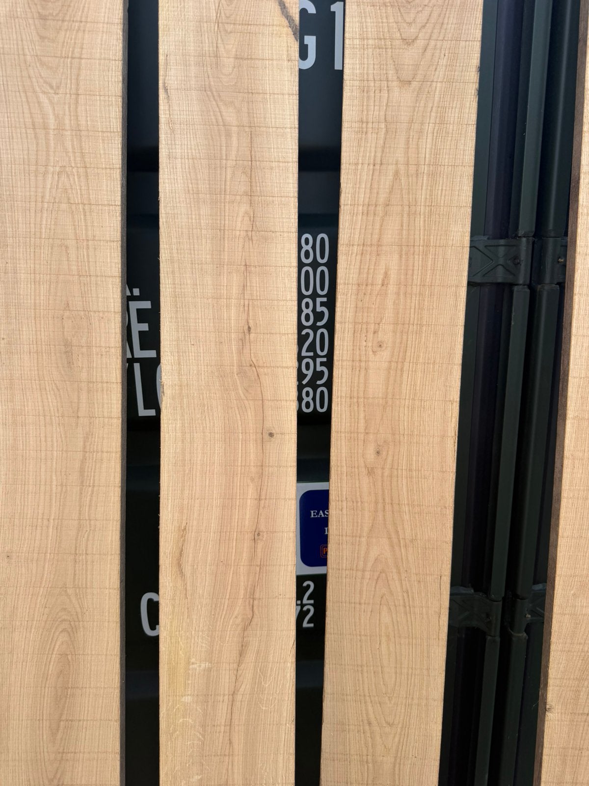 6 oud eiken planken 300x19x2,5 cm voor 180 euro, Ophalen, Zo goed als nieuw, 250 cm of meer, Planken