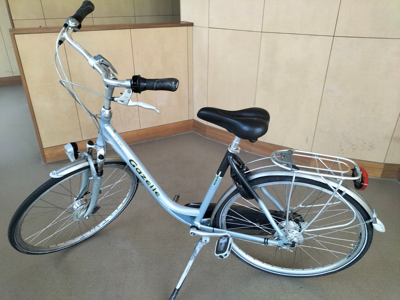 Damesfiets Gazelle orange, 20 inch of meer, Gebruikt, Versnellingen, Ophalen of Verzenden