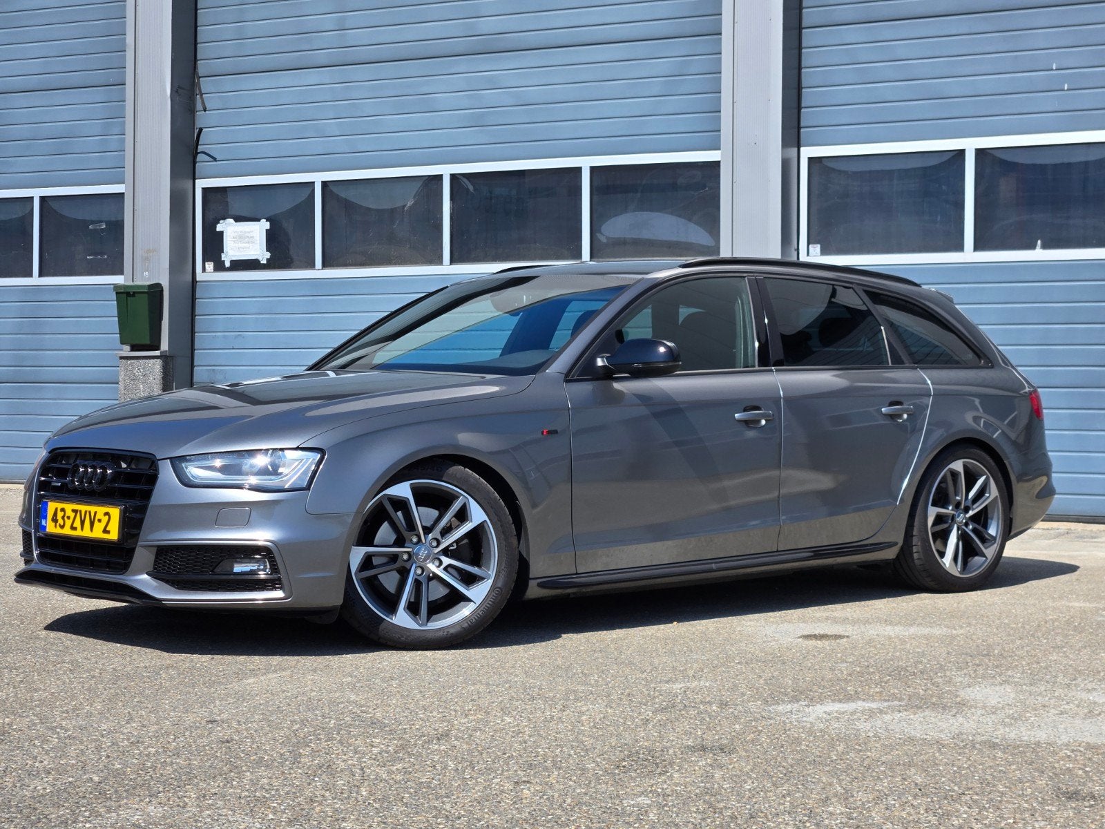 Audi A4 Avant 2.0 TFSI Quattro, 211PK, 2013, Black Edition, Auto's, Automaat, Euro 5, Zwart, 4 cilinders