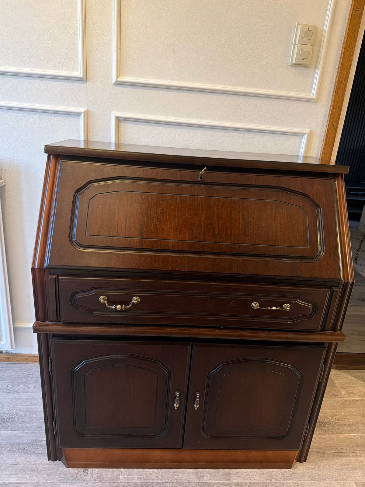 Klassiek secretaire bureau met opbergruimte, Antiek en Kunst, Ophalen