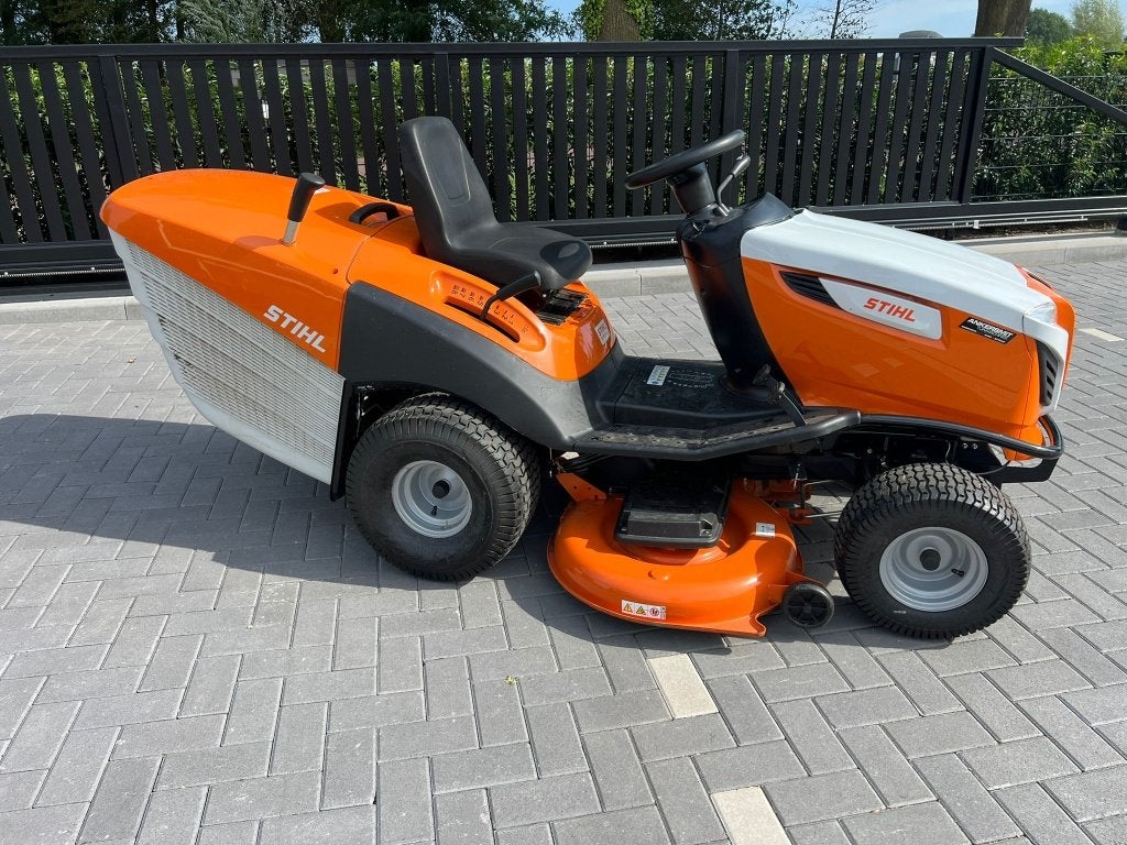 Stihl RT 6127.1 ZL zitmaaier, Tuin en Terras, Ophalen, Stihl, Zo goed als nieuw, Opvangbak