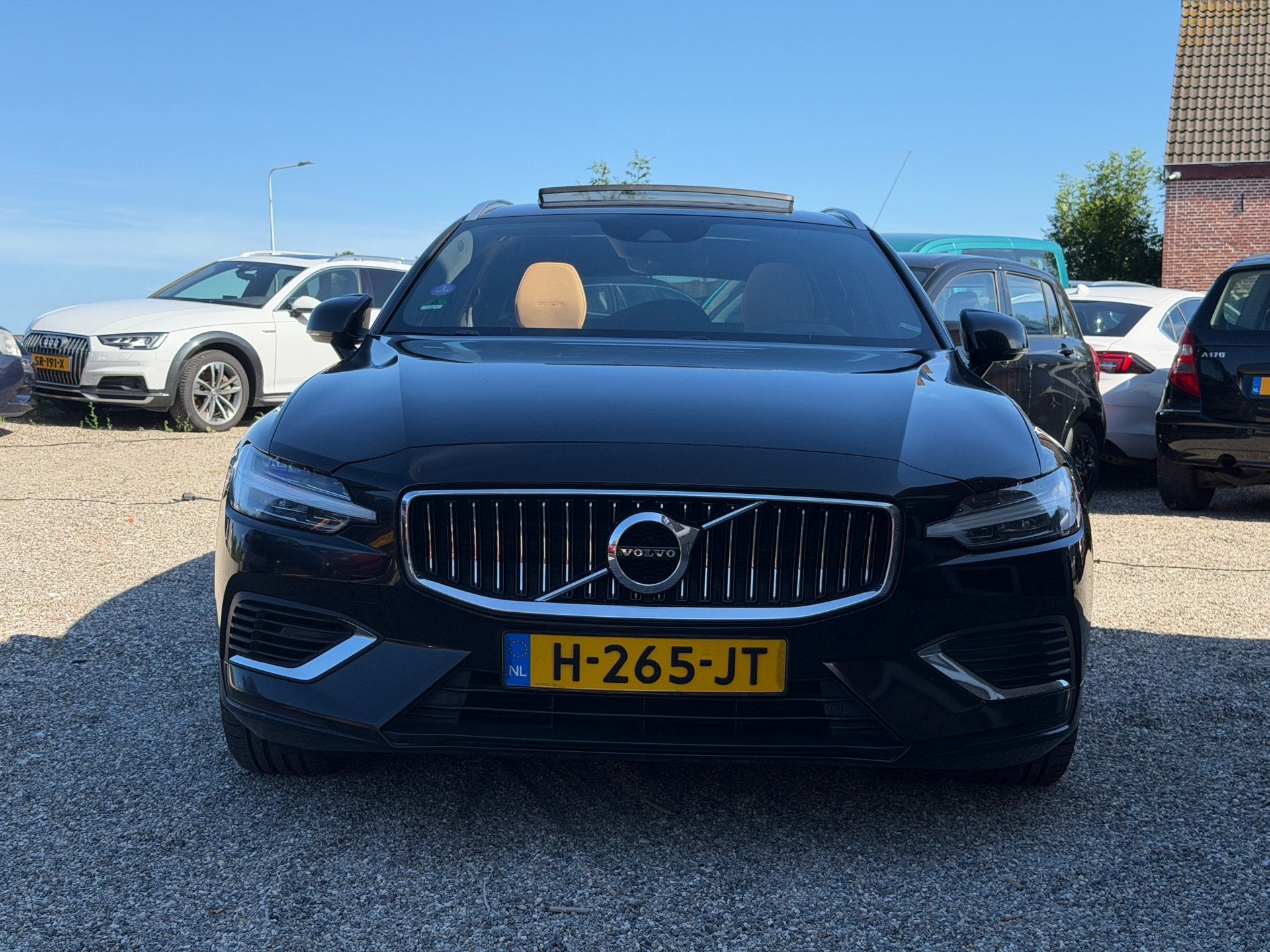 Volvo V60 2.0 T6 Twin Engine AWD Inscription BTW auto 16050, Auto's, Automaat, Gebruikt, Euro 6, 4 cilinders