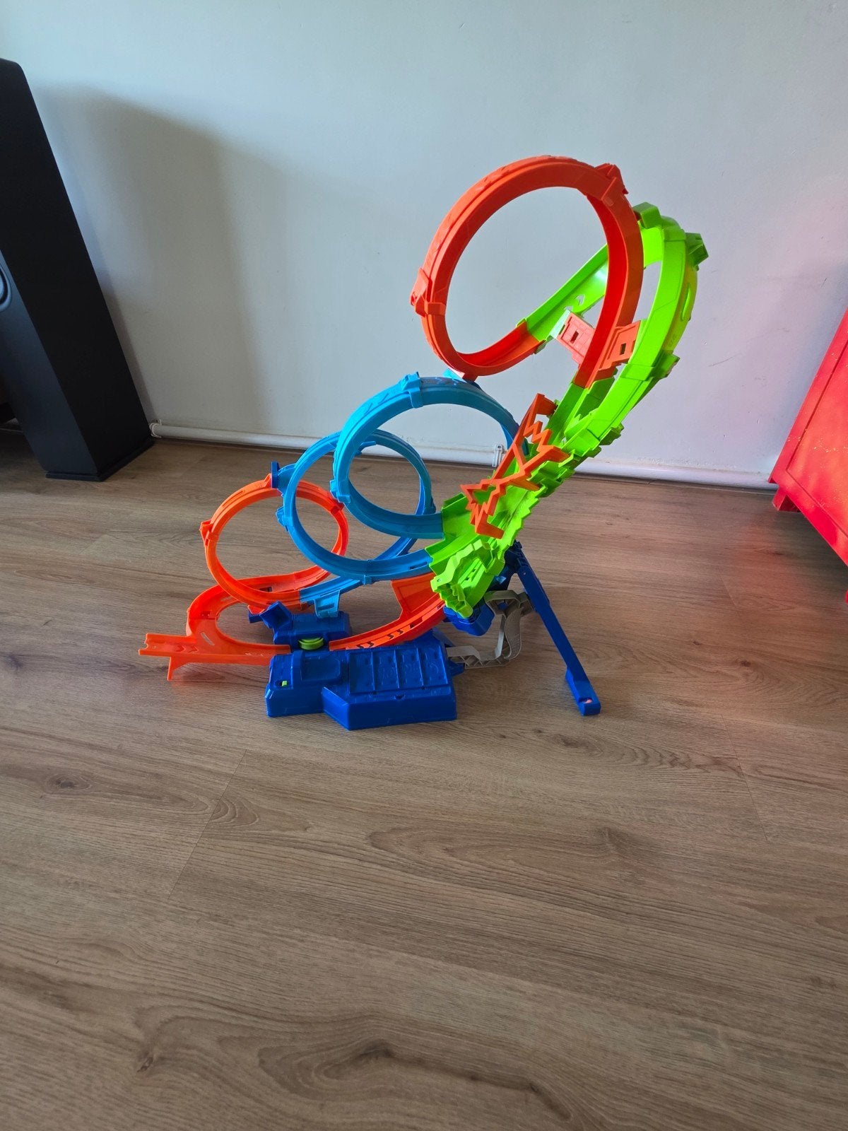 Hot Wheels Stuntbaan met Loopings en Lanceerder, Ophalen, Hot Wheels, Handmatig, Met looping