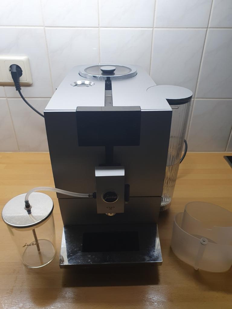 Jura Ena 8 volautomatische koffiemachine, Koffiemachine, Ophalen of Verzenden, Zo goed als nieuw, Afneembaar waterreservoir