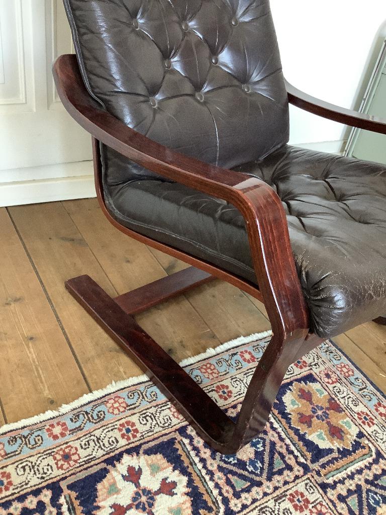 Twee vintage scandinavische  fauteuils, Ophalen