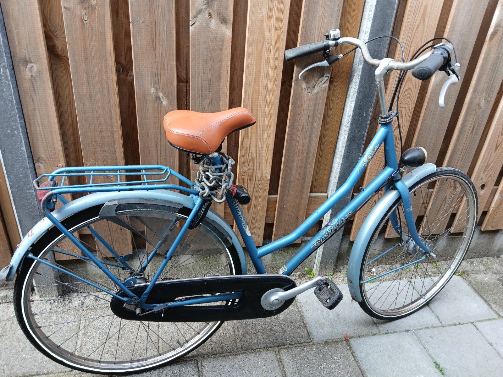 Batavus Damesfiets 28 inch met AXA slot