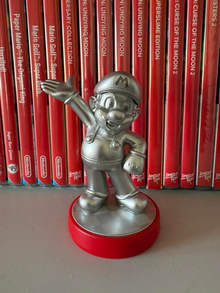 Amiibo Silver Mario (Super Mario Collection), Overige genres, 1 speler, Ophalen of Verzenden, Zo goed als nieuw