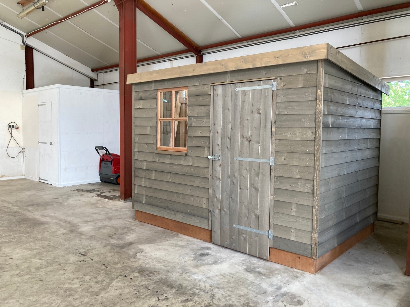 Solide maatwerk schuur 204cm x 303, Ophalen, Houtbouw it paradyske Bv, Schuur, Nieuw