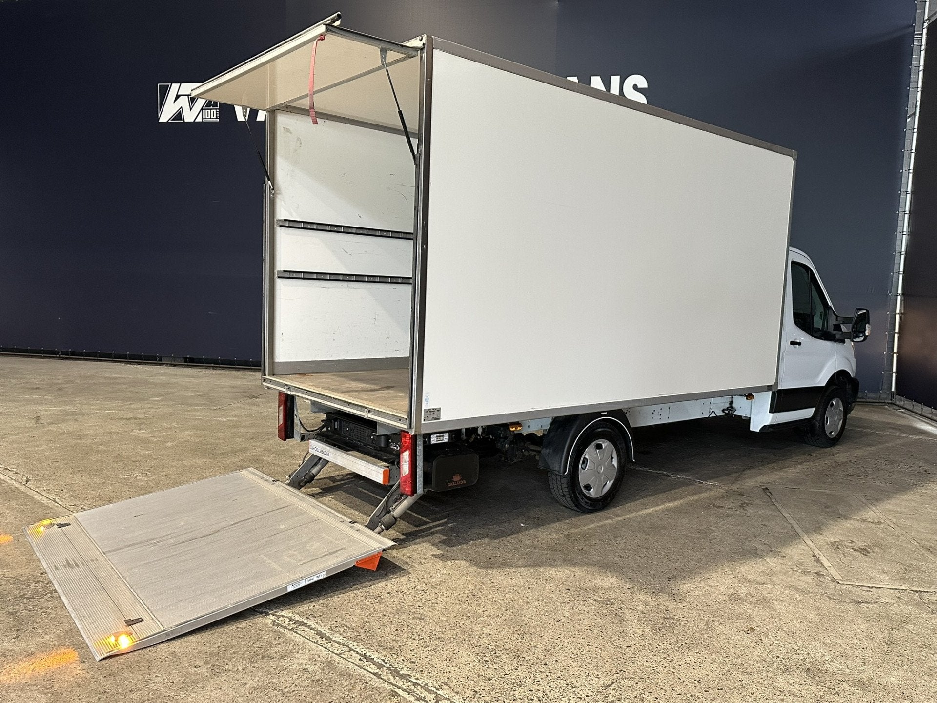 Ford Transit 2.0 TDCI 130pk Bakwagen Laadklep Euro6 Airco |, Voorwielaandrijving, Stof, 4 cilinders, Bluetooth