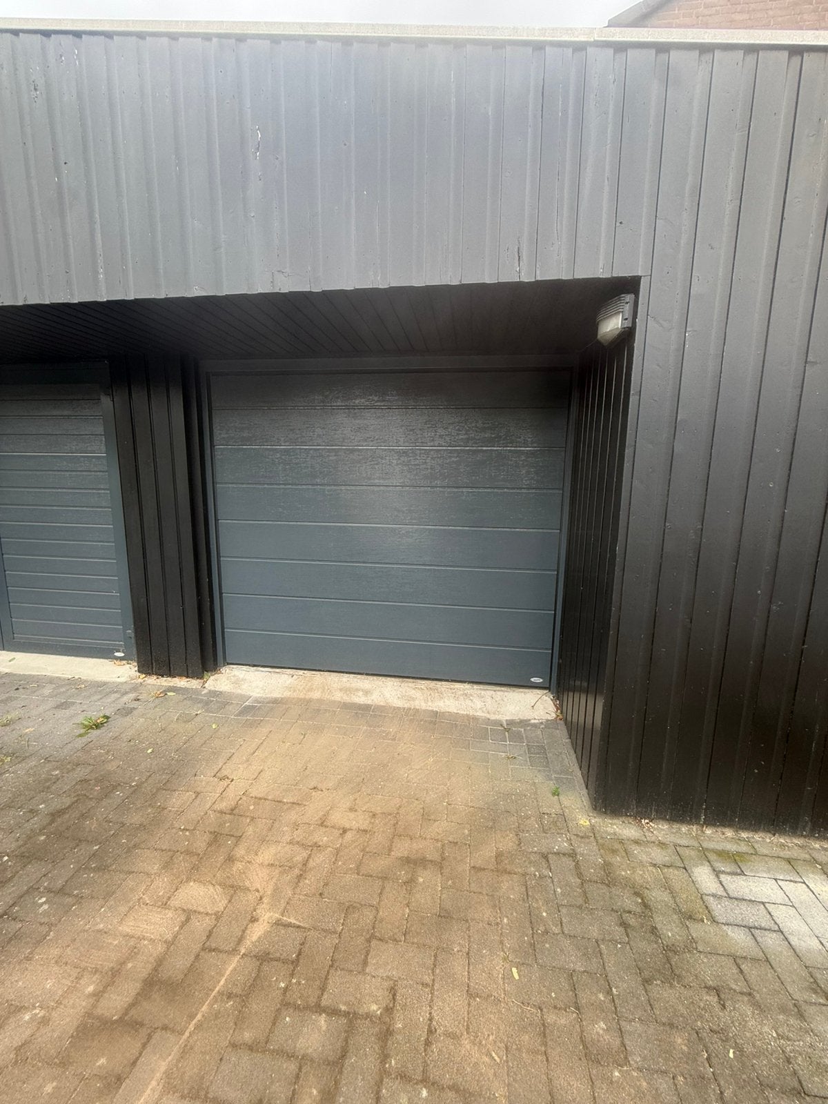 Elektrische Novoferm Sectionaaldeur NovoPort III motor, Ophalen, Kunststof, Garagedeur, Zo goed als nieuw