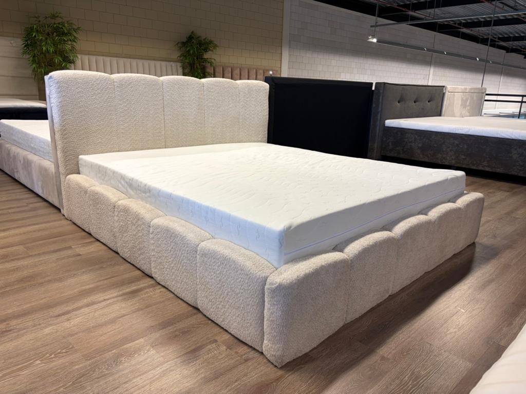 Opberg ledikanten in een boxspring look Teddy Ribstof Velvet, Ophalen, Nieuw, Tweepersoons, 140x200 160x200 180x200 boxspring opbergbed opbergruimte bed