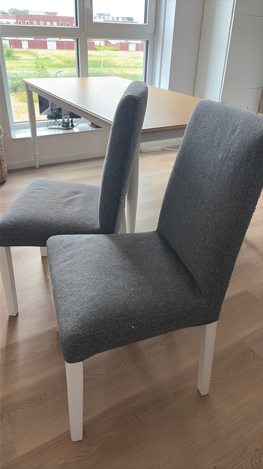 Vier eetkamerstoelen grijs, Huis en Inrichting, Stoelen, Ophalen, Gebruikt, Vier, Stof
