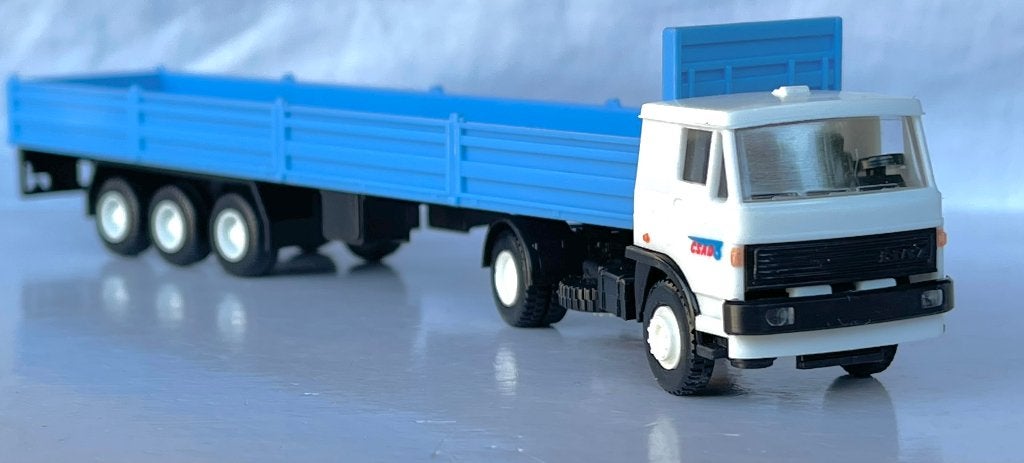 IGRA 04103: LIAZ 110 met oplegger, Ophalen of Verzenden, Zo goed als nieuw, Bus of Vrachtwagen