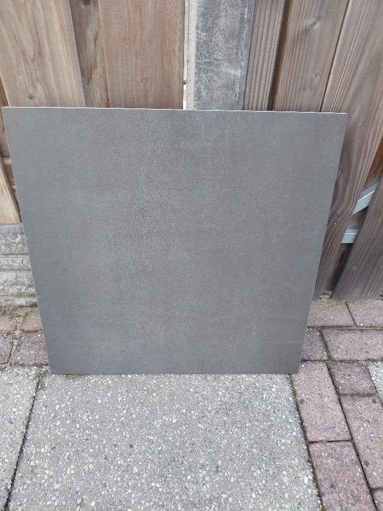 Vloertegels 60x60 zwart  4 stuks, Doe-het-zelf en Verbouw, Ophalen, 60 cm of meer, Zo goed als nieuw, Minder dan 5 m²