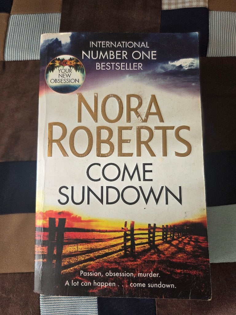 Nora Roberts - Come sundown, Ophalen of Verzenden, Gelezen, Nora Roberts