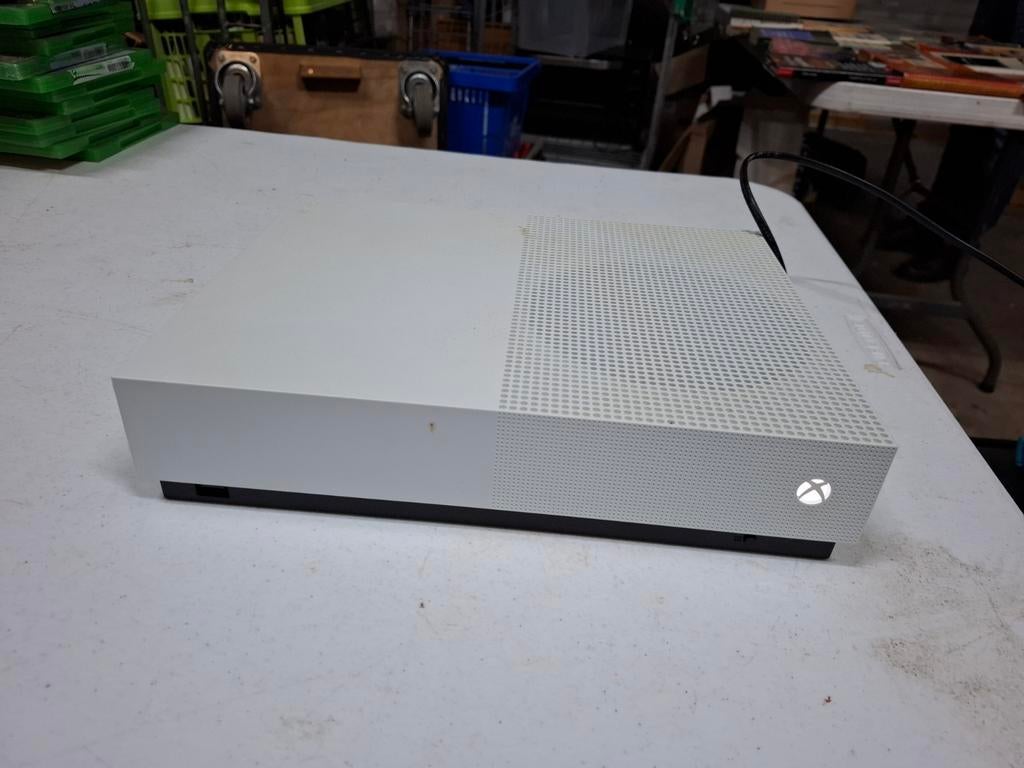 Xbox One S 1TB met 13games, Ophalen, Met games, One Microsoft Way, Redmond, WA 98052, USA, Microsoft