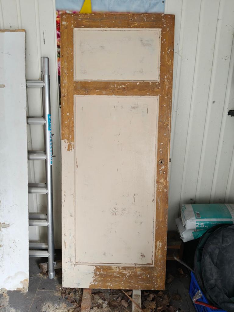 Oude houten deur 82.5 x 210 cm - Gekrabd, Ophalen
