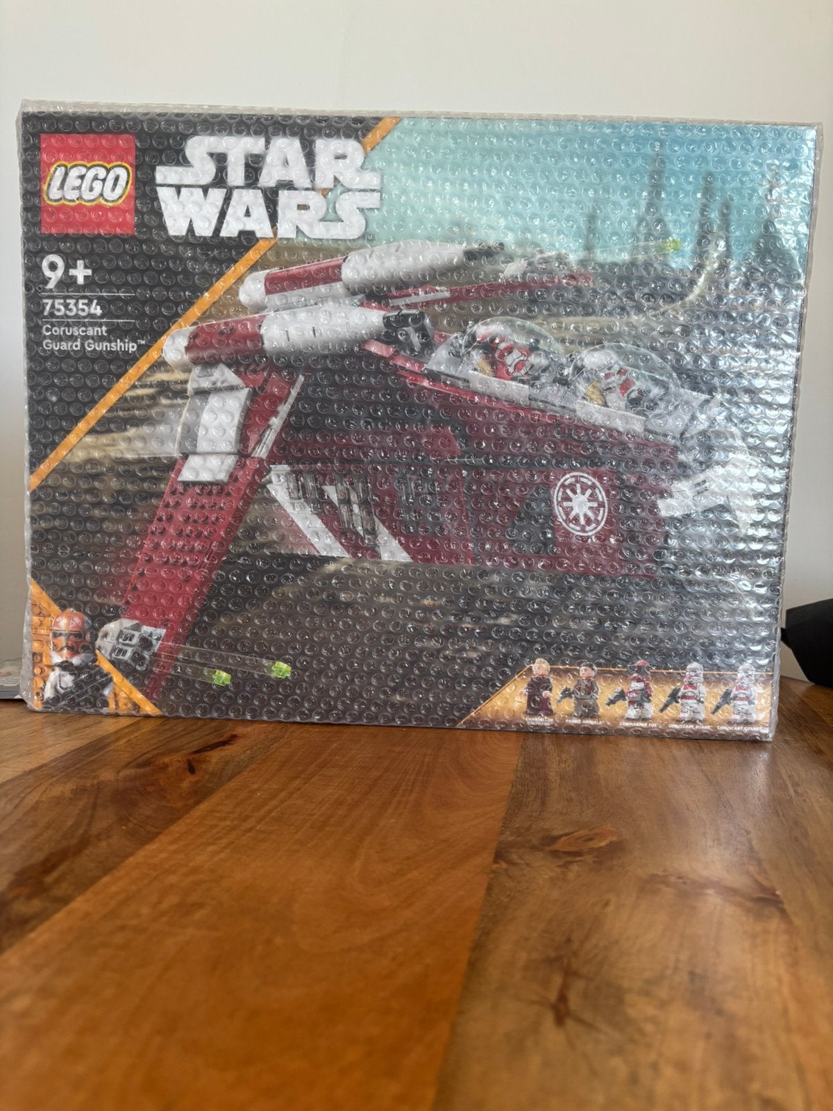 Star wars coruscant guard gunship Nieuw!, Ophalen of Verzenden, Zo goed als nieuw