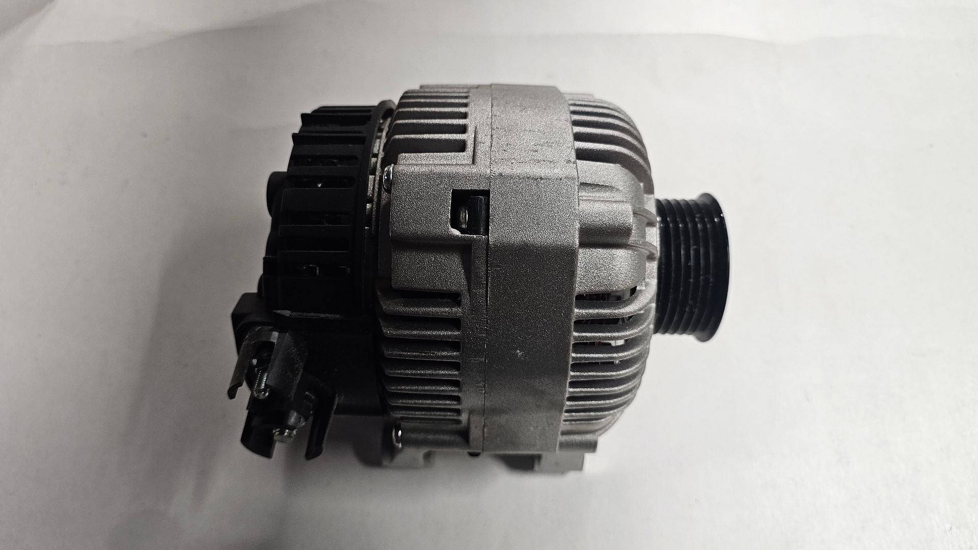 Dynamo diesel Hella  Citroen berlingo Xsara Jumper Xantia 8E, Auto-onderdelen, Gebruikt, -, Ophalen of Verzenden, -