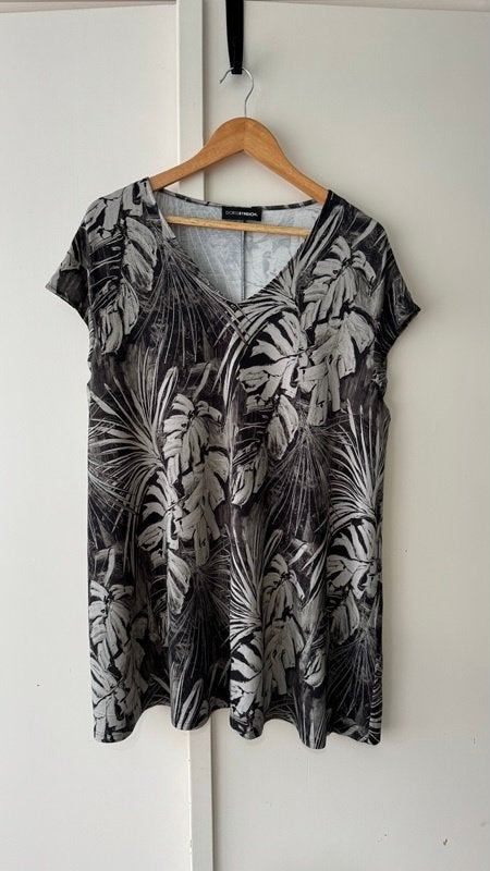 Doris Streich viscose tuniek 46 zwart grijs bladprint, Maat 46/48 (XL) of groter, Ophalen of Verzenden, Zo goed als nieuw, Doris Streich