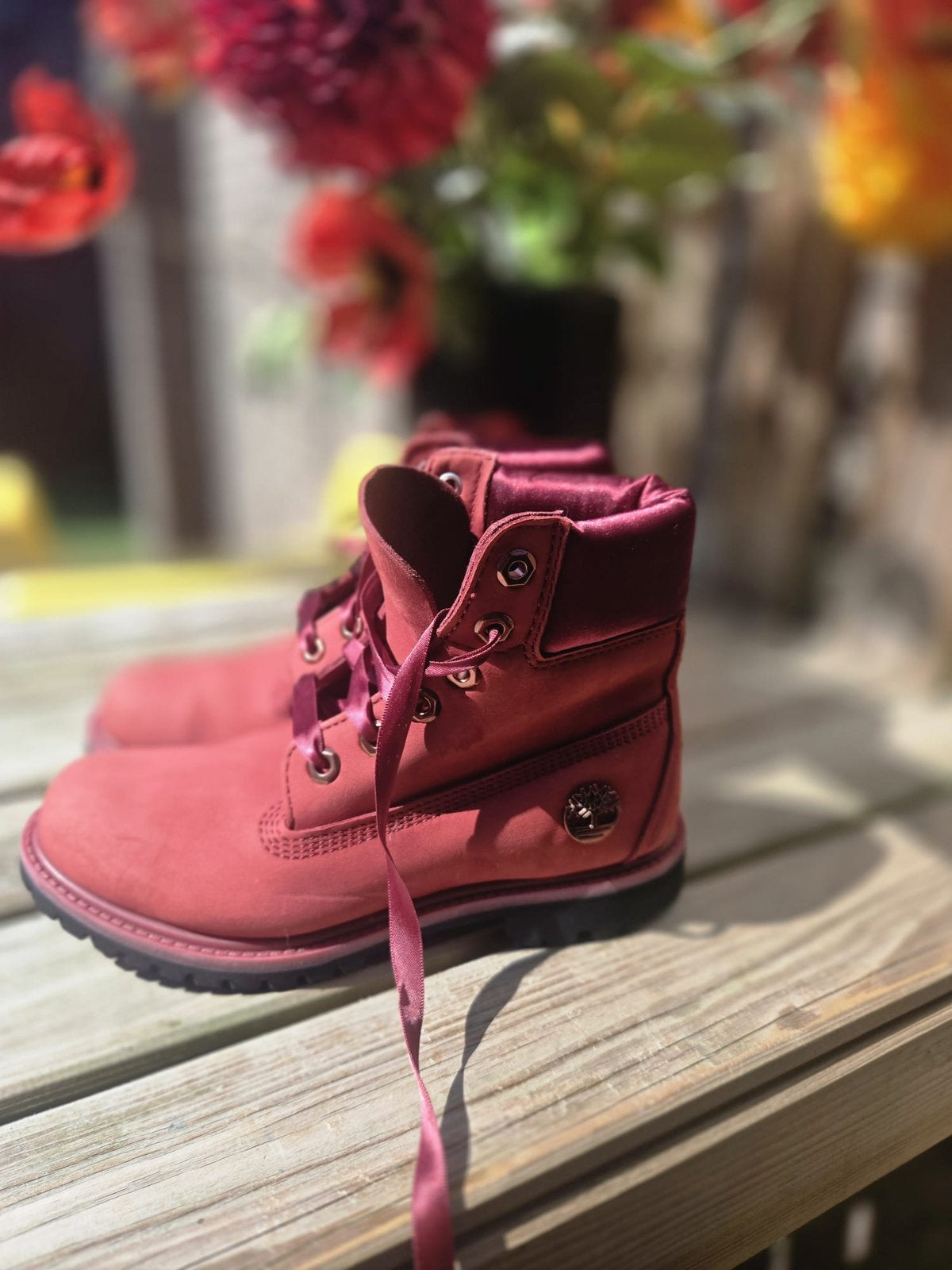 Timberland boots limited edition nieuw, Lage of Enkellaarzen, Nieuw, Ophalen of Verzenden, Rood