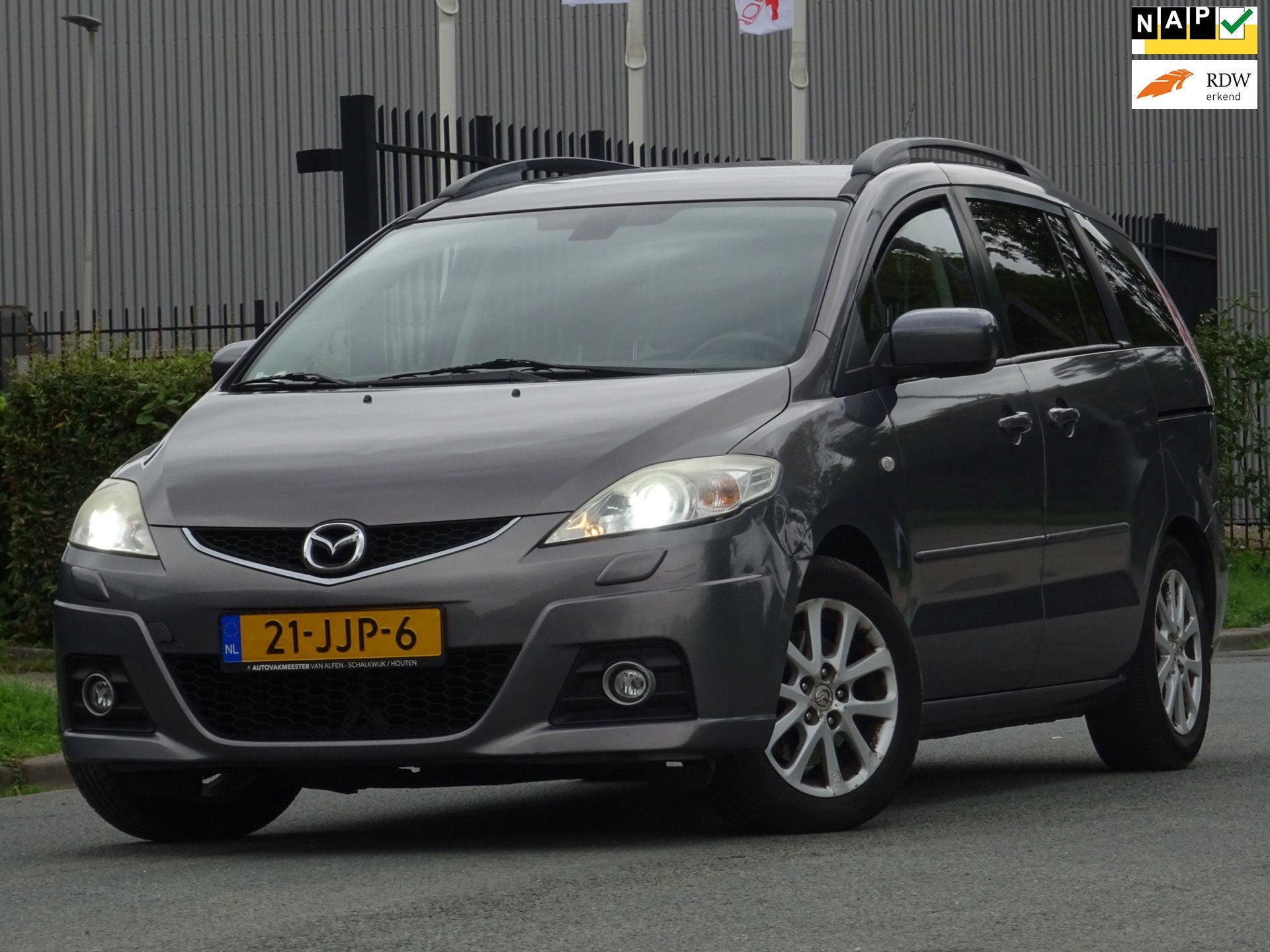 Mazda 5 1.8 Business 7-PERSOONS NAP/AIRCO/CRUISE/NW APK, Auto's, Gebruikt, 4 cilinders, Origineel Nederlands, Handgeschakeld