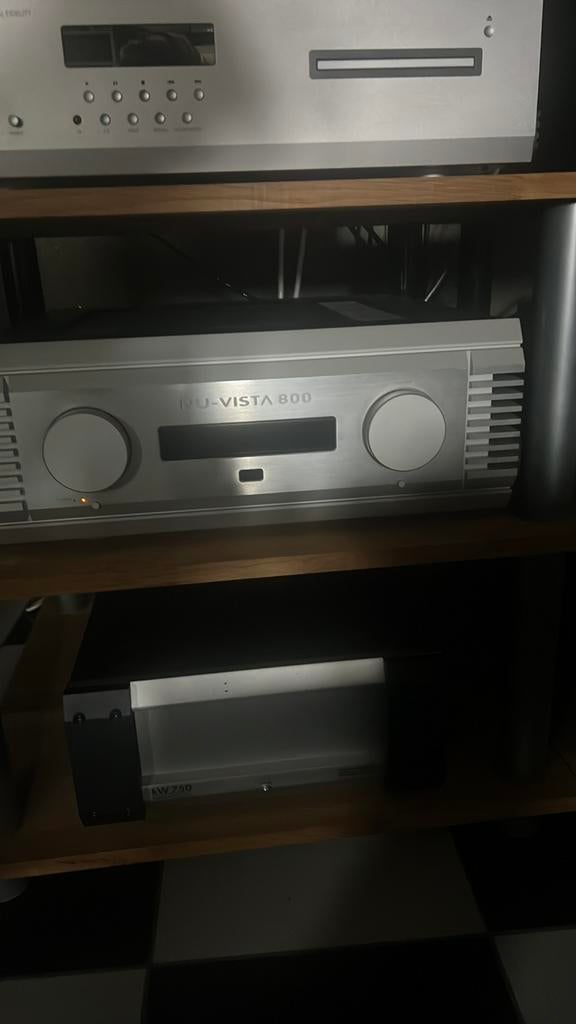 Musical fidelity nu-vista 800 hybride versterker, Ophalen, Zo goed als nieuw, Overige merken