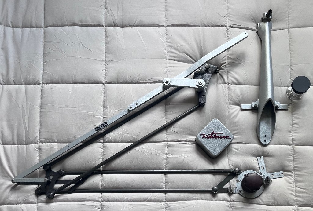Vintage collector item: 1960 Kuhlmann paralellogram tekenarm, Doe-het-zelf en Verbouw, Tekentafels, Ophalen of Verzenden, Gebruikt