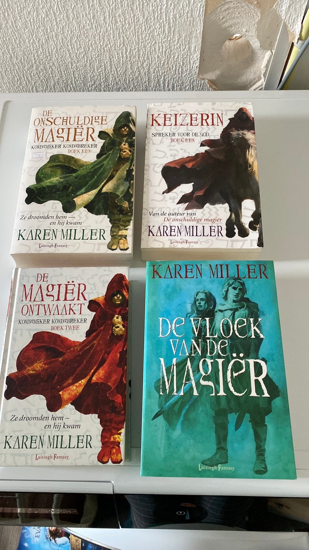 Karen Miller, Boeken, Ophalen of Verzenden, Gelezen