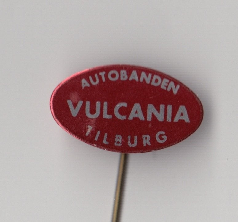 Tilburg Vulcania Auto Banden speldje, Gebruikt, Niet vindbaar, Niet vindbaar, Speldje of Pin