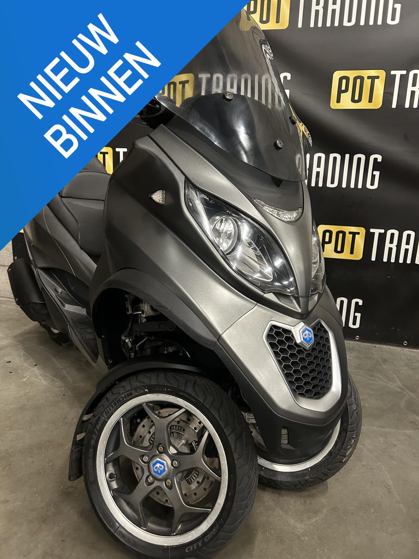 Piaggio MP3 300 Sport 2018 Autorijbewijs 3 mnd garantie, Scooter, Bedrijf, Piaggio Vespa B.V., Minervum 7272
4817 ZM  Breda, NL