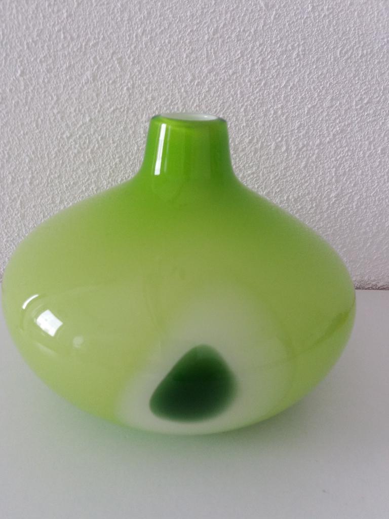 VAAS LEONARDO, Huis en Inrichting, Woonaccessoires | Vazen, Overige kleuren, Nieuw, Ophalen of Verzenden, Glas