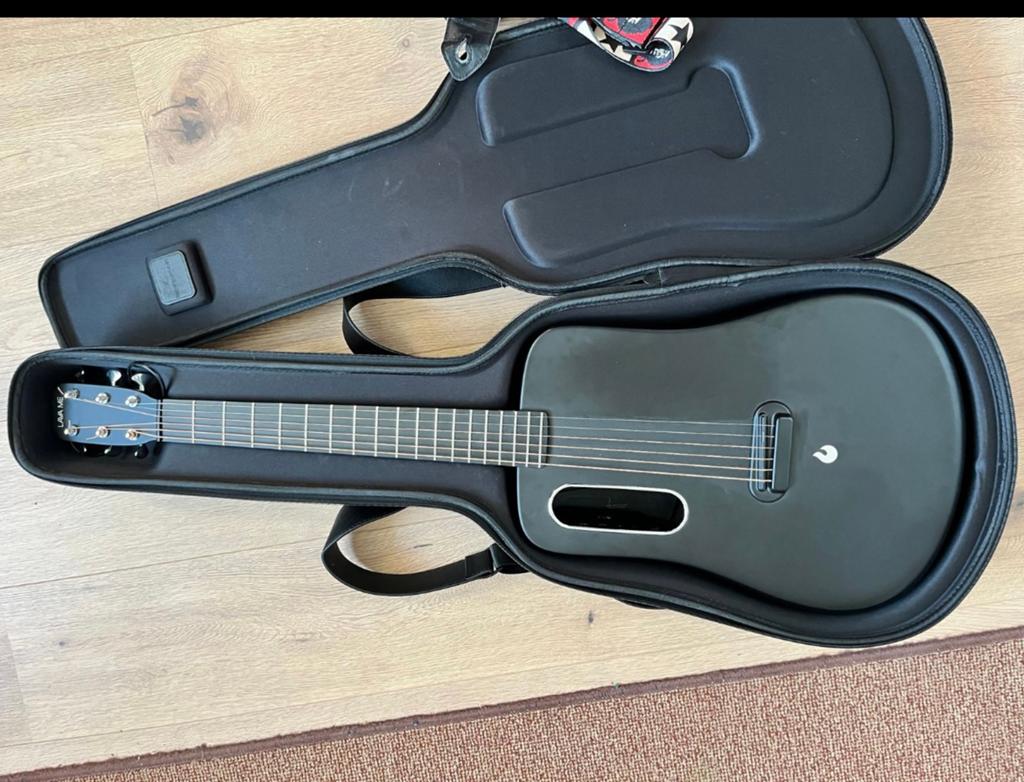 LAVA ME 2 carbon fiber gitaar, Ophalen of Verzenden, Zo goed als nieuw, Western- of Steelstringgitaar