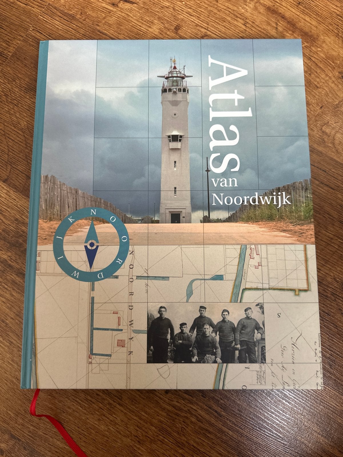 Atlas van Noordwijk - Geschiedenis en kaarten, Boeken, Overige atlassen, 2000 tot heden, Ophalen of Verzenden, Zo goed als nieuw