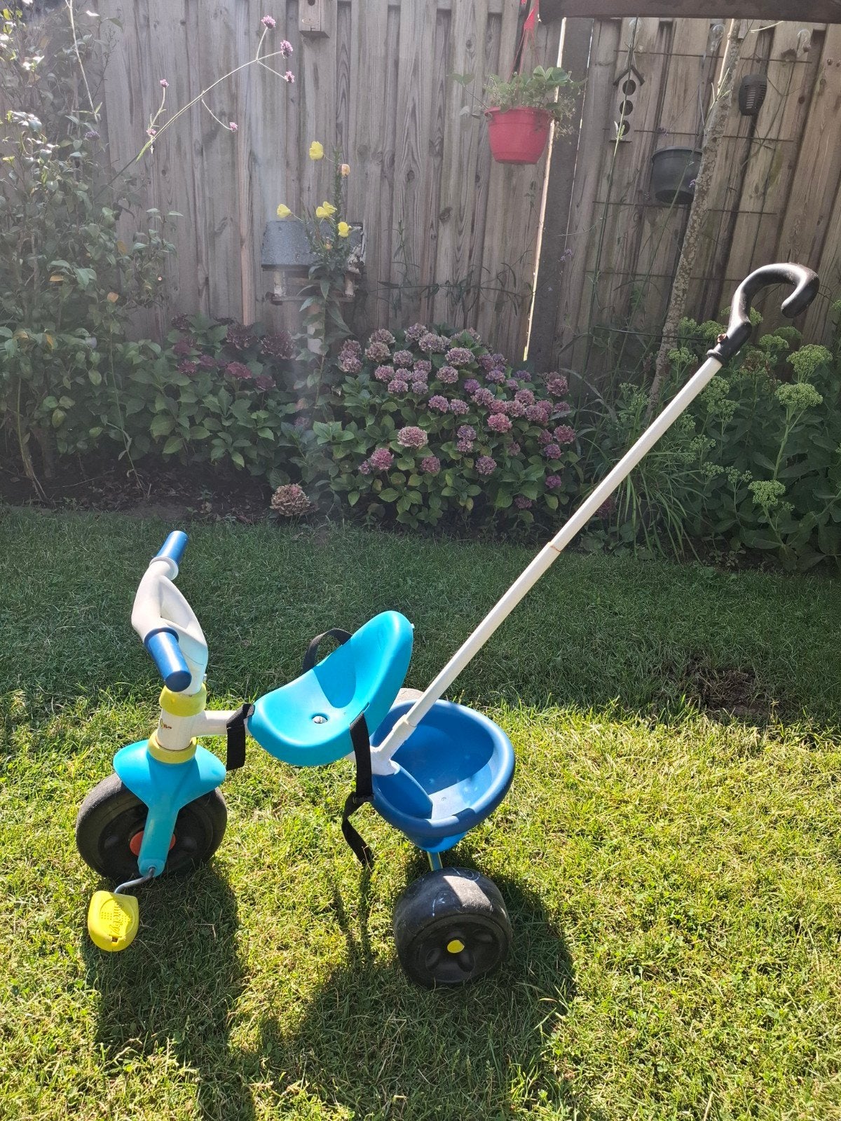 smoby driewieler met duwstang, Ophalen, Gebruikt