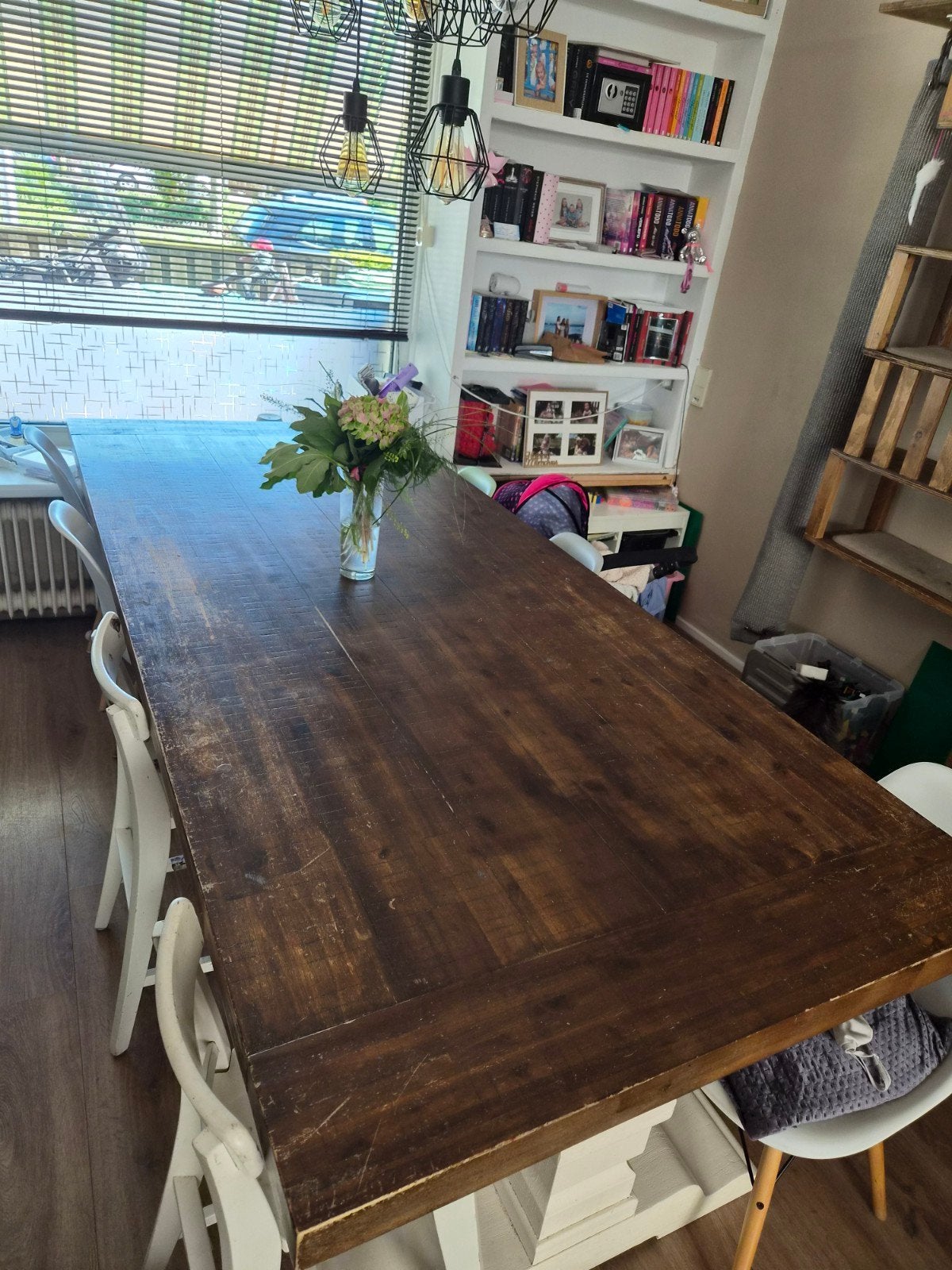 Robuuste kloostertafel met massief houten blad, Ophalen, Gebruikt, 200 cm of meer, 50 tot 100 cm